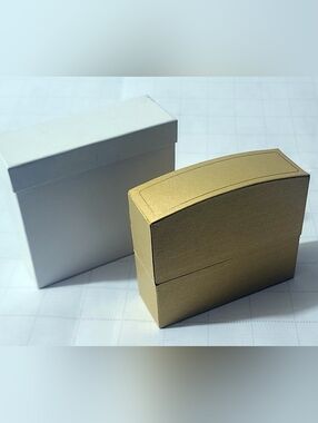 Gold Bracelet Jewelry Jewellery Hard Shell Storage Box Case (9.5x8.5x3cm)